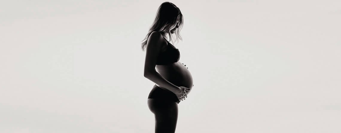 Do breast implants affect pregnancy