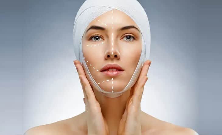 The Social Media Influence on Cosmetic Surgery Trends - Dr Rajat Gupta - Plastic Surgeon in Delhi -02 Cosmetic Surgery Trends